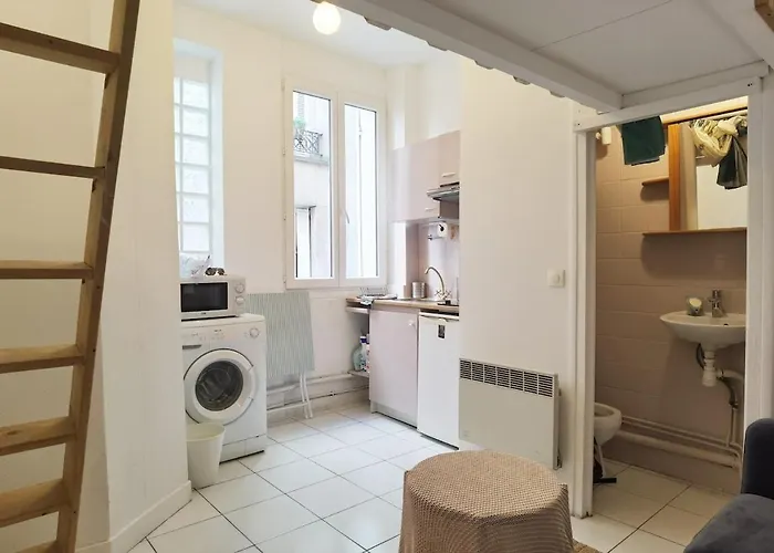 Bright Near Parc De La & Metro * Parijs